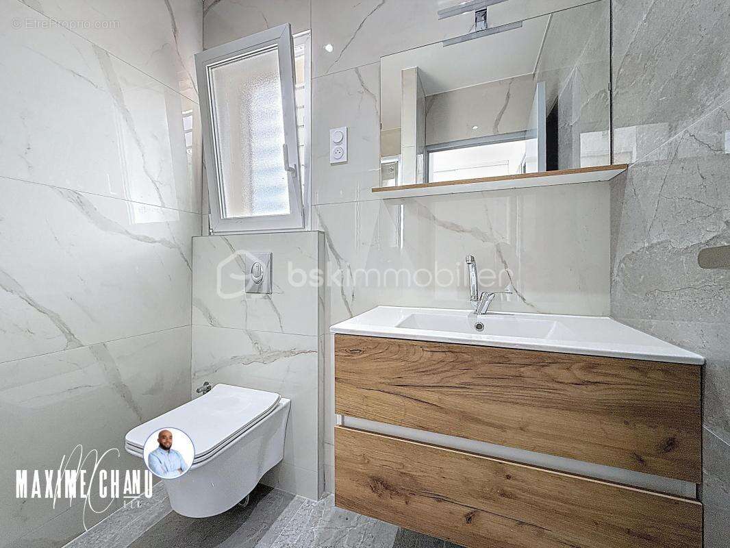 Maison à VAILHAUQUES