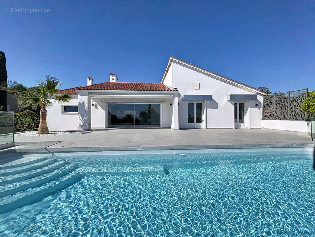 Maison à SAINT-RAPHAEL