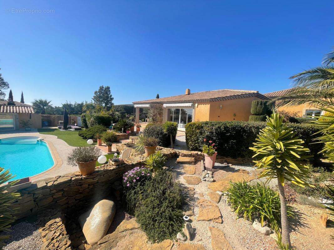 Maison à LA CADIERE-D&#039;AZUR