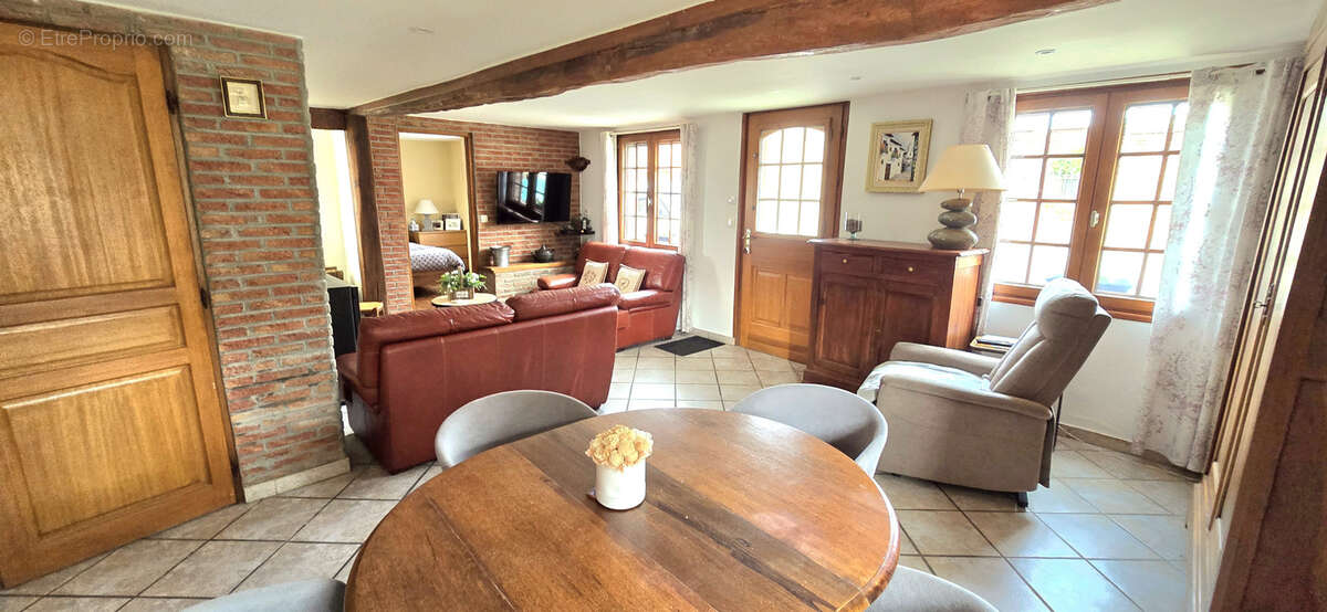 Maison à HAUTVILLERS-OUVILLE