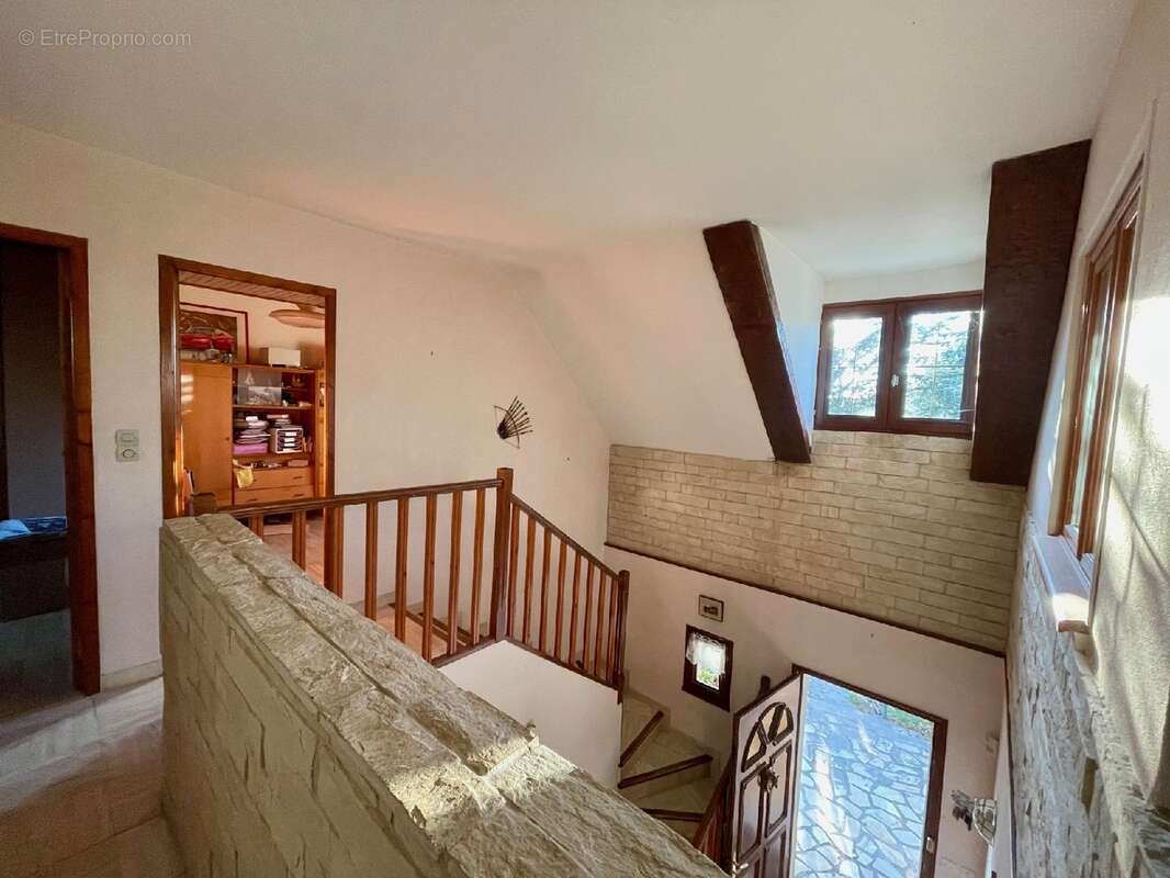 Maison à MILLY-LA-FORET