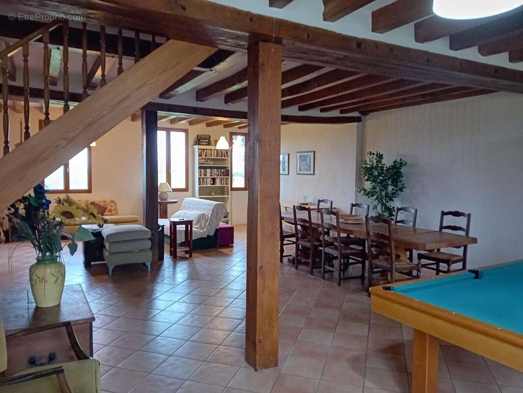 Maison à SAINT-MARTIN-DES-BOIS