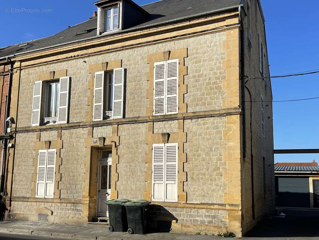 Appartement à CHARLEVILLE-MEZIERES