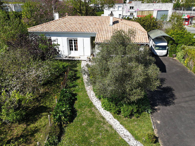 Maison à TONNAY-BOUTONNE