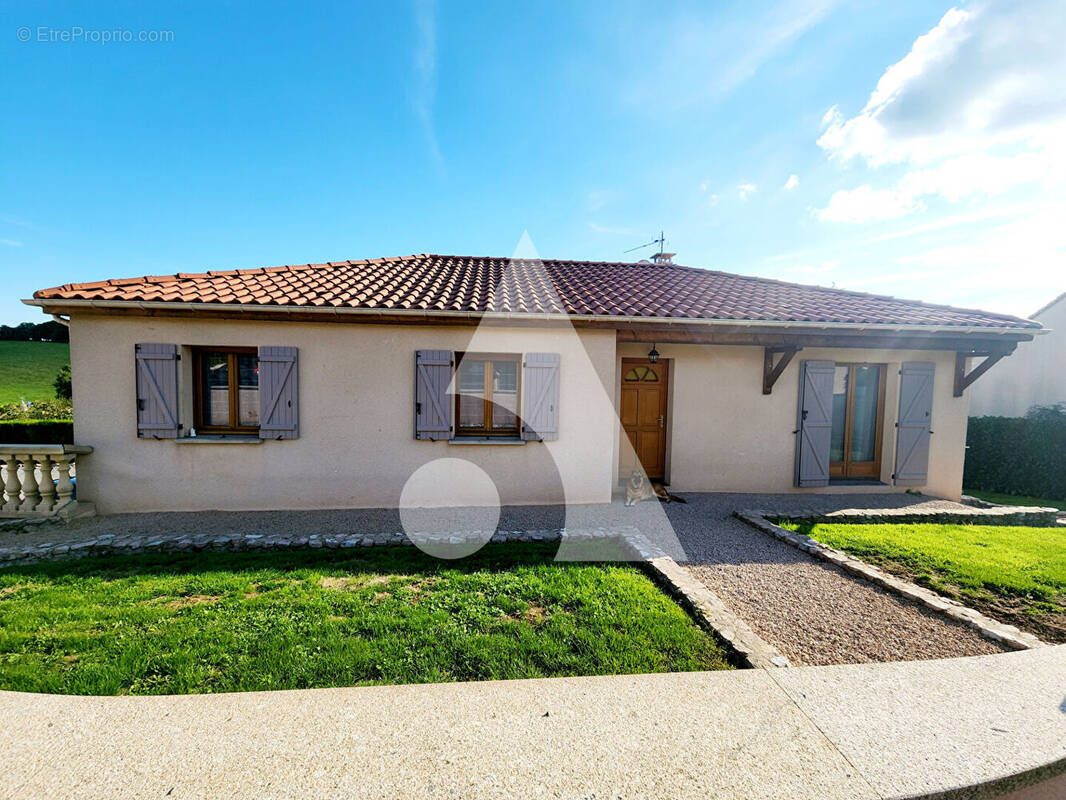 Maison à SAINT-BERAIN-SOUS-SANVIGNES