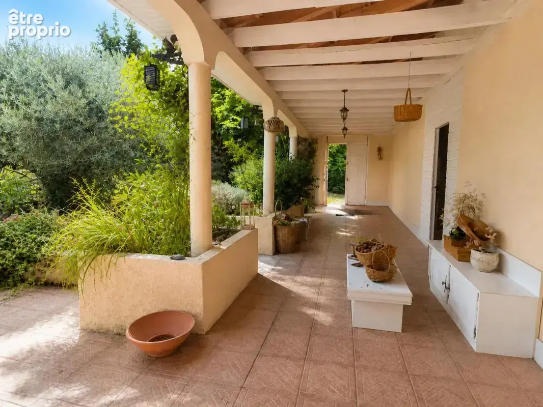 Propriété d'exception aux multiples possibilités - 384 m² - photo 22