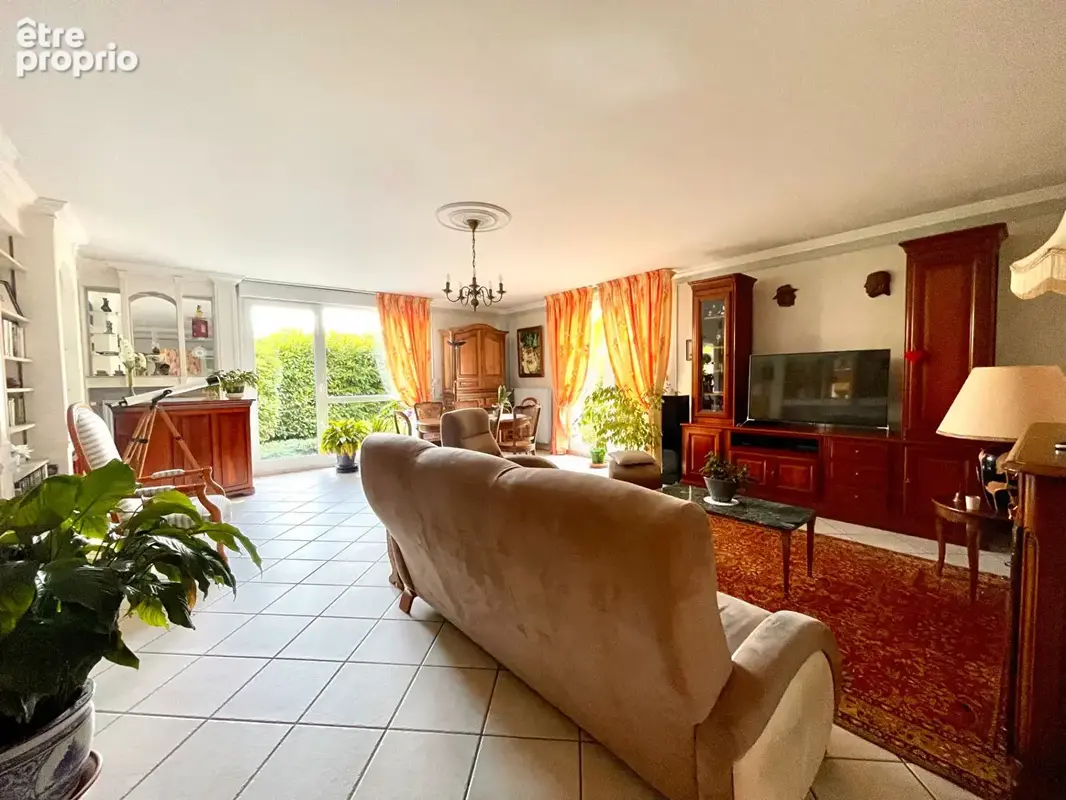Appartement DIJON 5 Pièces 129 m² - Rez-de-jardin - Quartier Carrières Bacquin - photo 6