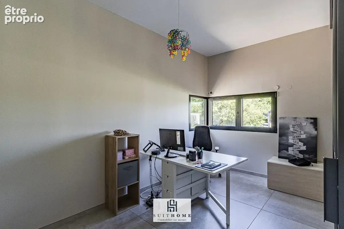 Belle maison d'architecte à FRANCHEVILLE . - photo 8
