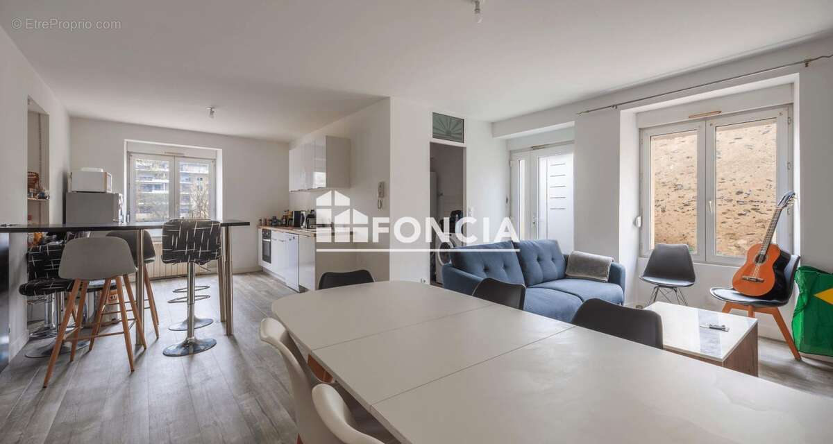Appartement à LAVAL