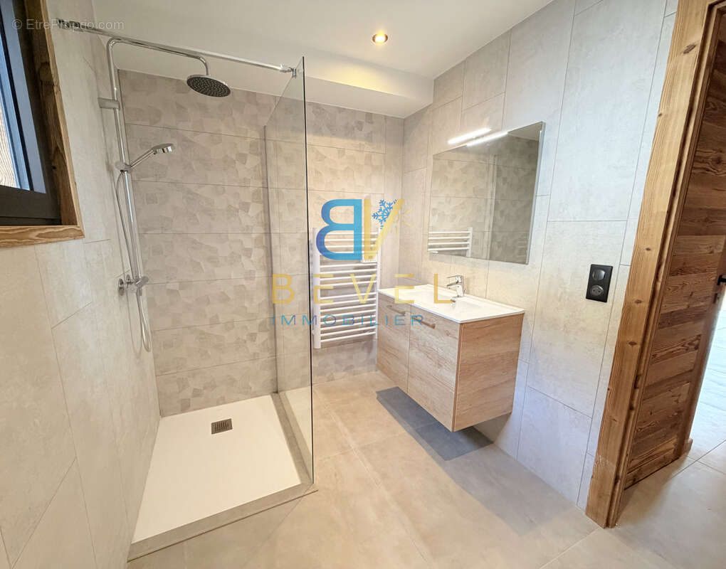 Appartement à SAINT-SORLIN-D'ARVES