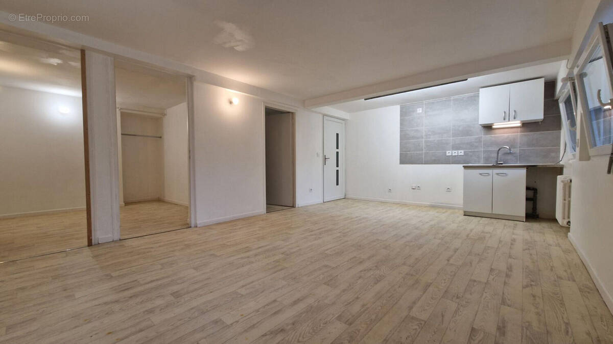 Appartement à AIX-LES-BAINS
