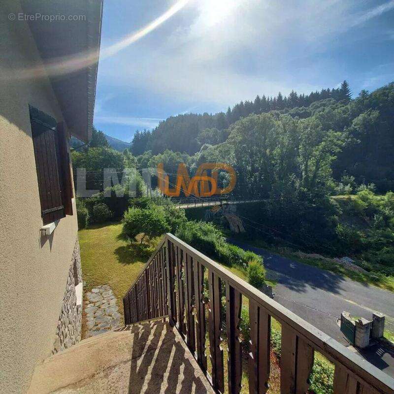 Maison à SAINT-MARTIN-DE-VALAMAS