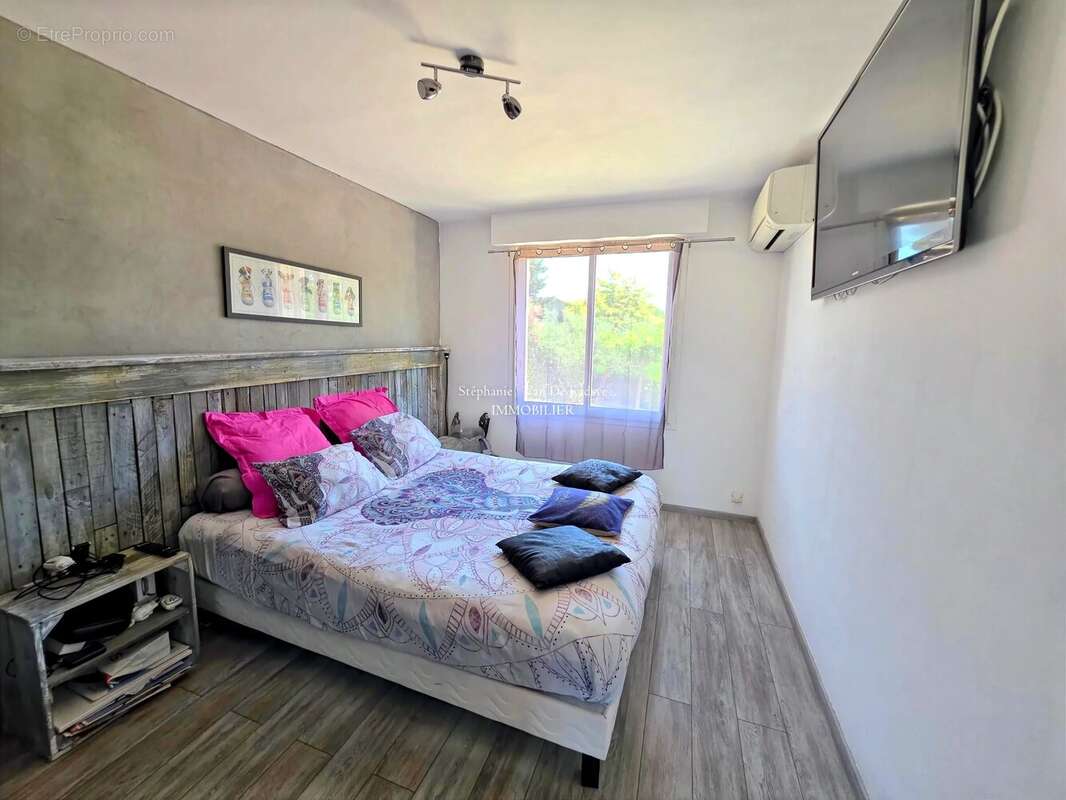 Appartement - 2 chambres -  balcon et parking. - photo 7