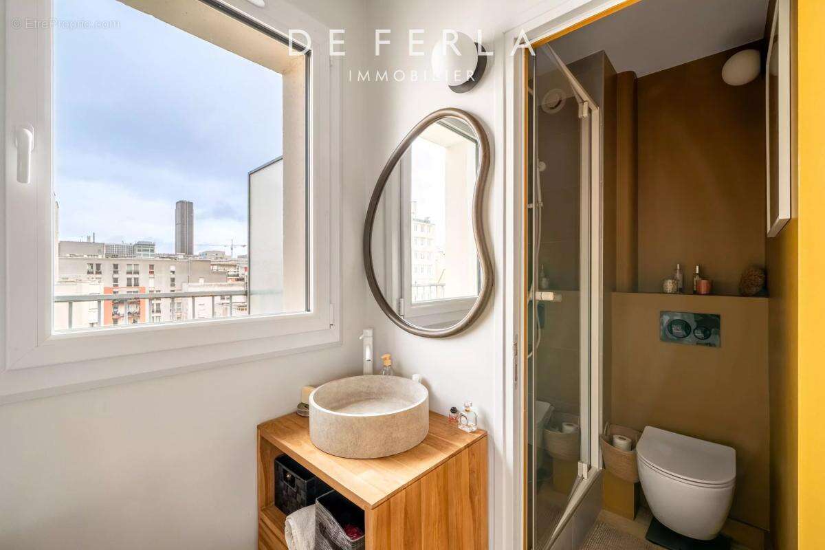 Appartement à PARIS-15E
