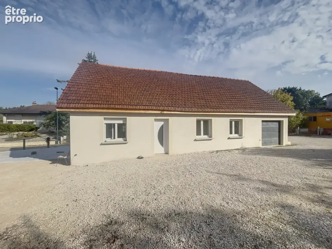 Maison à PIERRE-DE-BRESSE