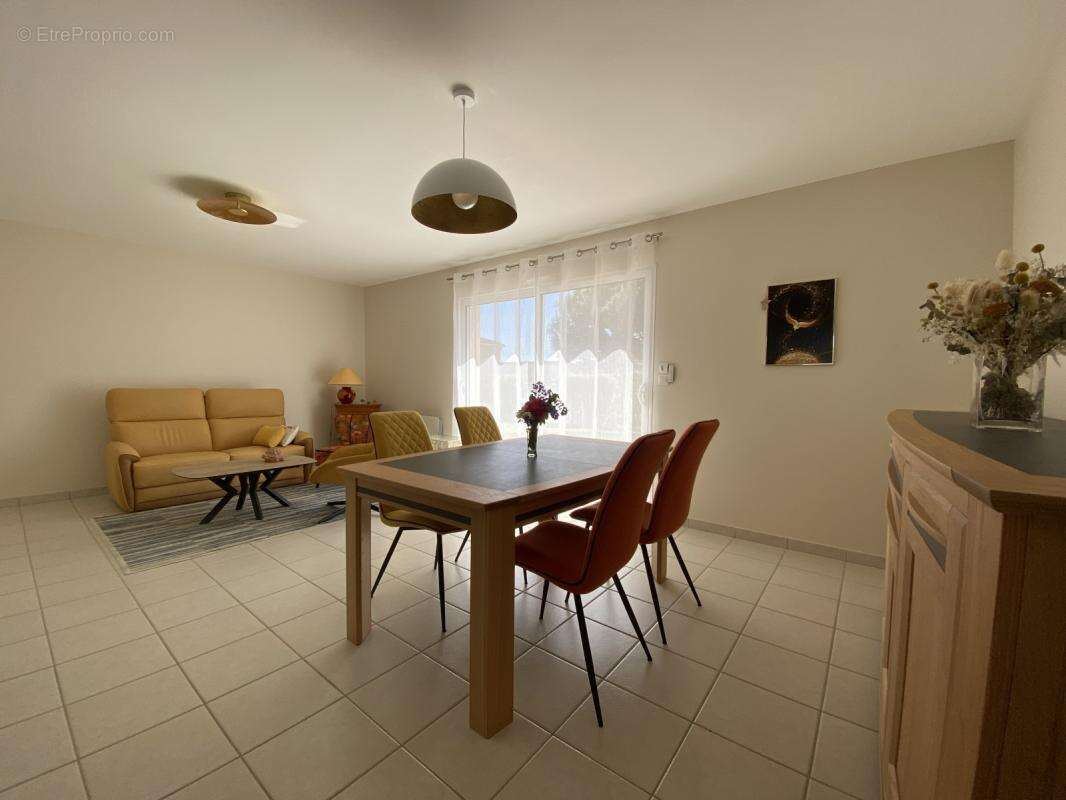 Maison à SAINT-VINCENT-SUR-JARD