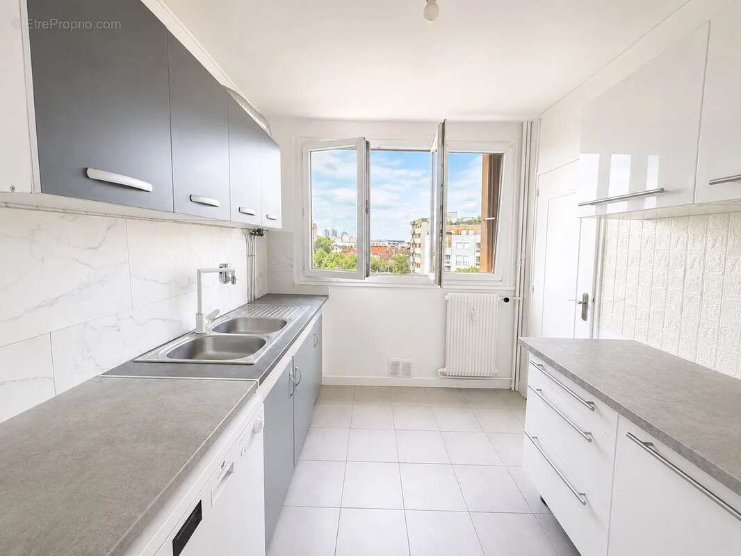 Appartement à ROMAINVILLE