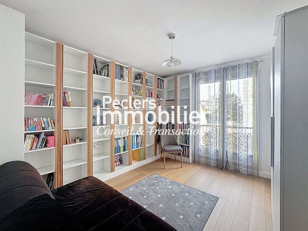 Appartement à RUEIL-MALMAISON