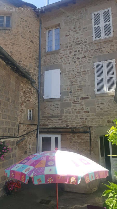 Maison à BOURGANEUF