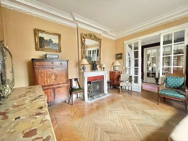 Maison à MAISONS-ALFORT