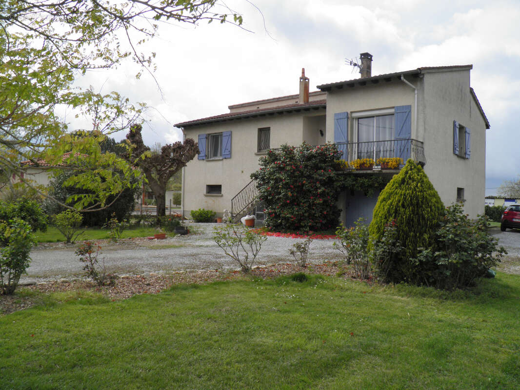 Maison à VIVIERS-LES-MONTAGNES