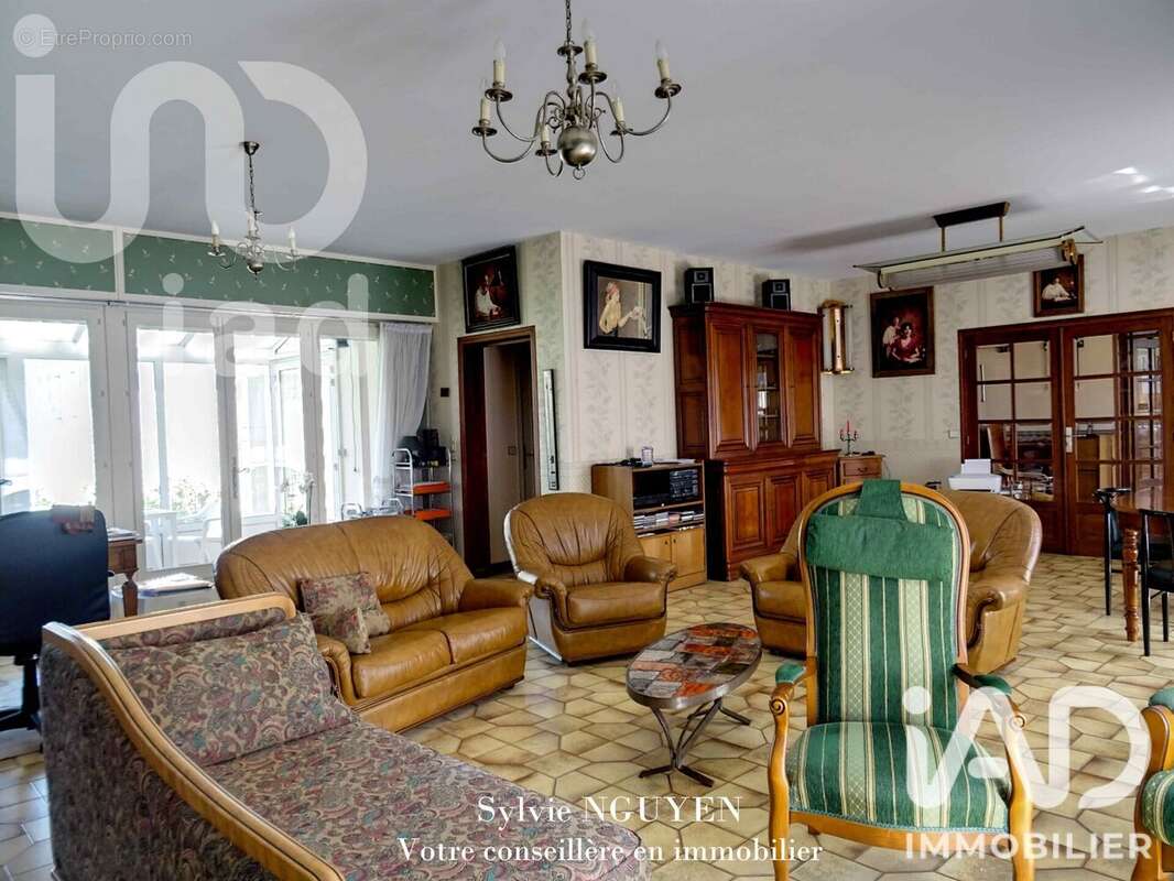 Maison 166 m² à Angouleme  - photo 4