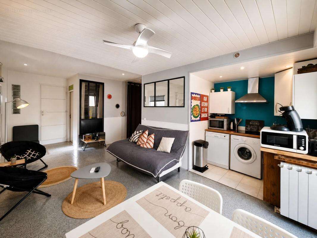 Appartement à AIX-LES-BAINS