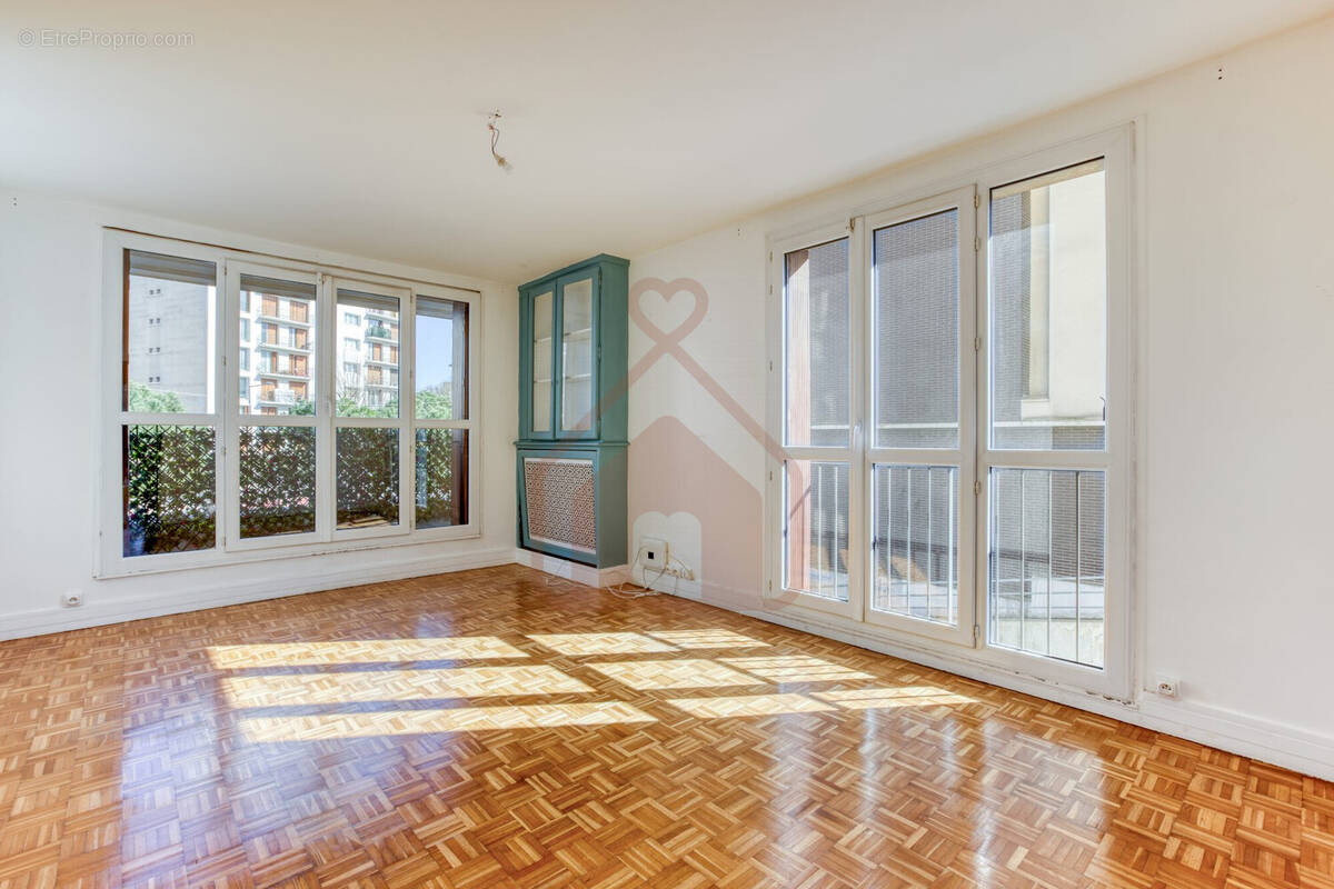 Appartement à LE KREMLIN-BICETRE
