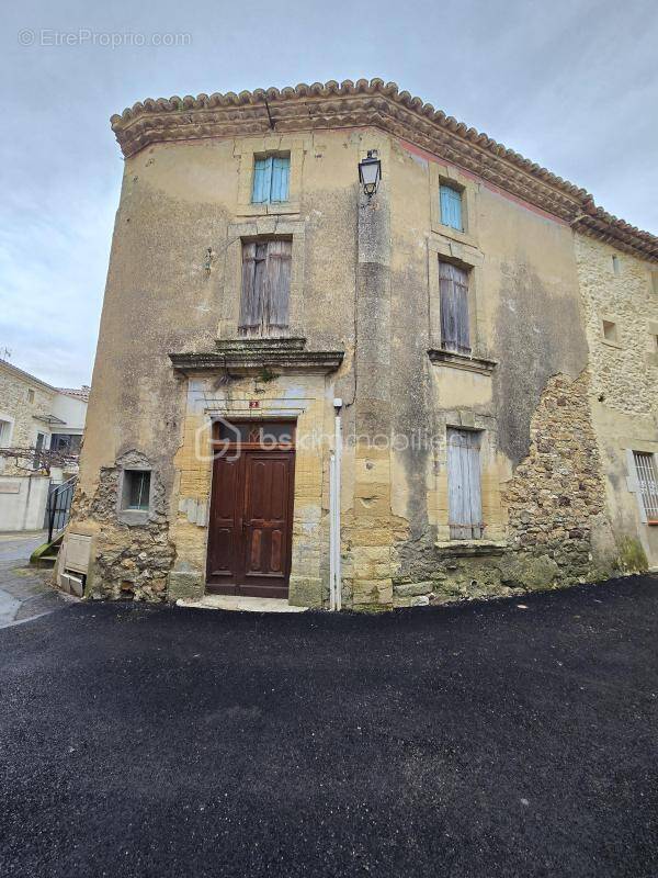 Maison à SAINT-PAUL-LES-FONTS
