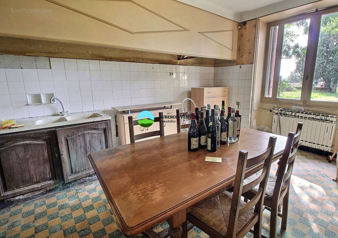 Maison à COURTHEZON