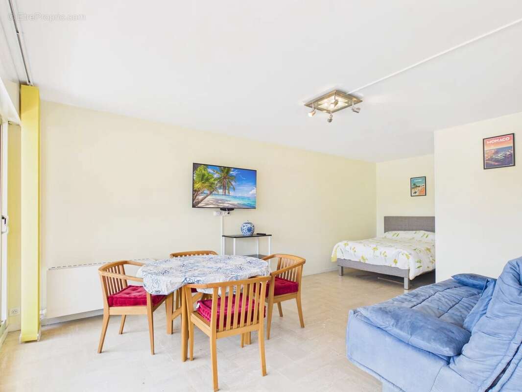 Appartement à MANDELIEU-LA-NAPOULE