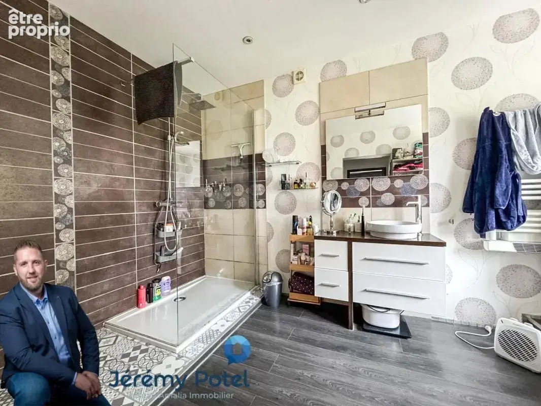 EXCLUSIVITÉ CATTENIÈRES – Ensemble de 2 biens : Maison spacieuse & T2 indépendant - photo 5