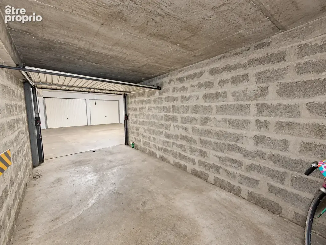 Garage jourdil rue moussy 12 m 2 - photo 1