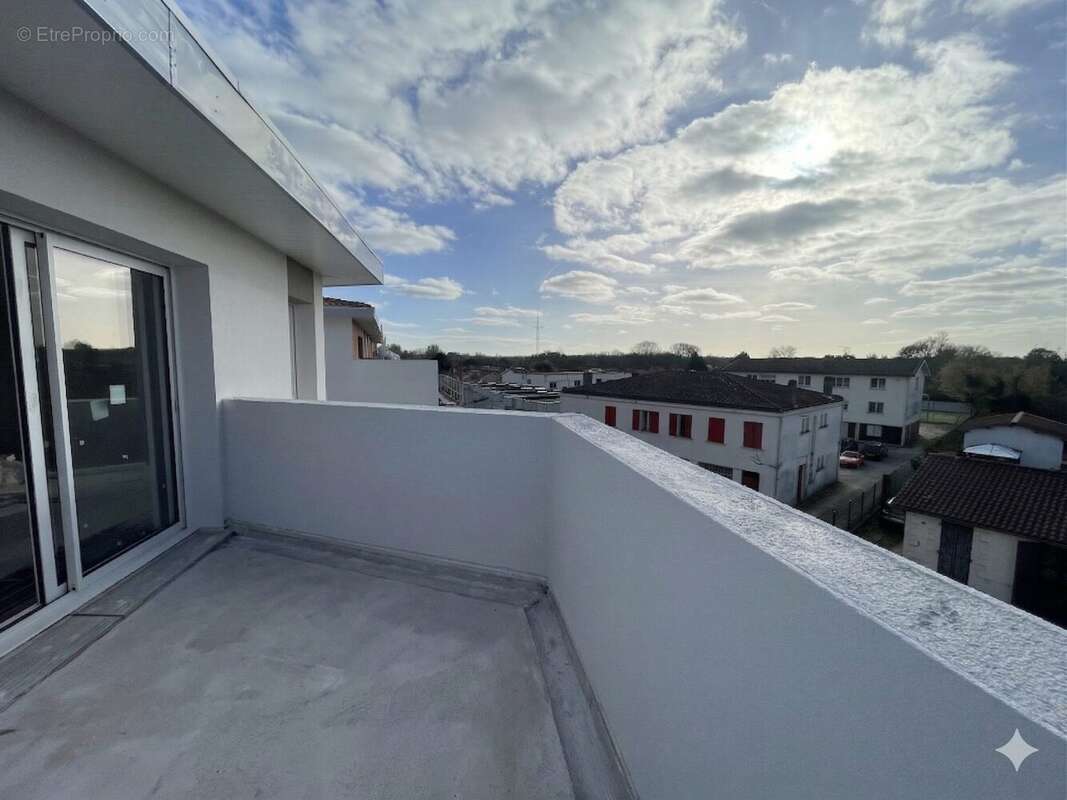 Appartement à SAINT-MEDARD-EN-JALLES