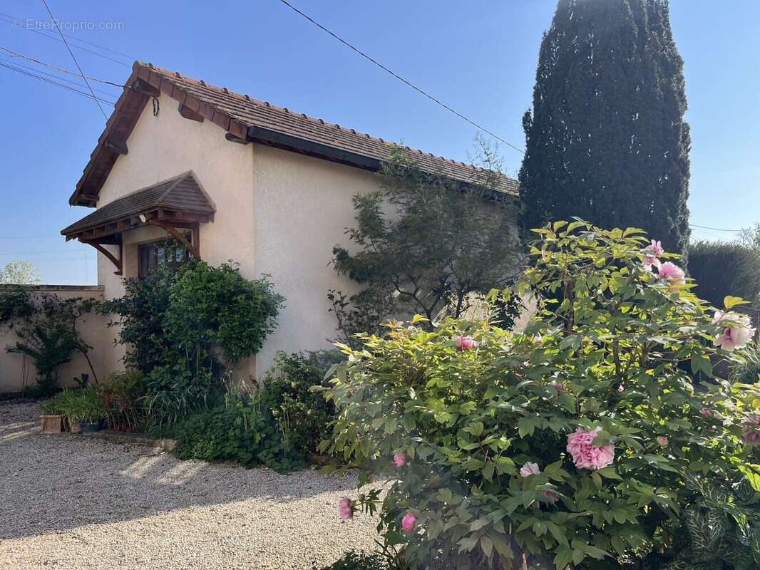 Maison à SENNECEY-LE-GRAND