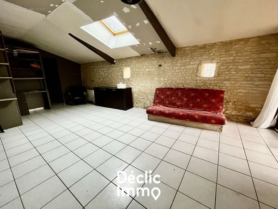 Maison à SAINT-SAUVANT