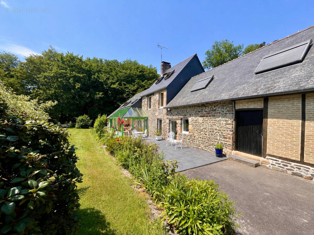 Maison à LA LANDE-PATRY