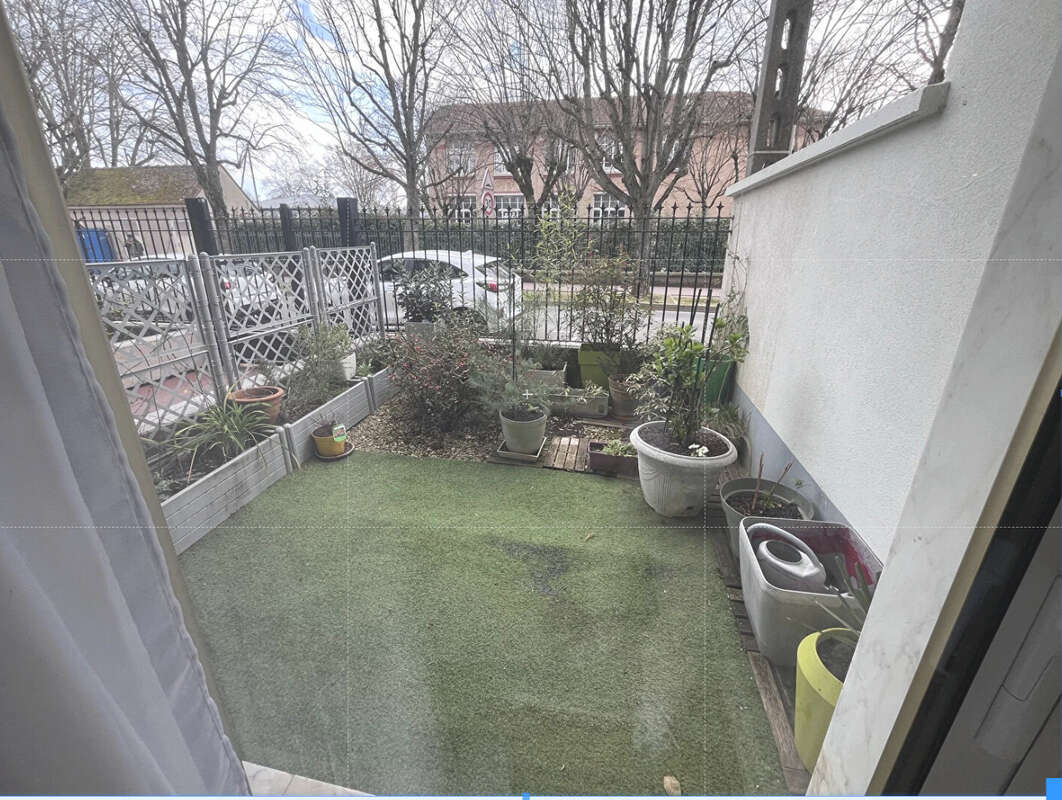 Appartement à SAINT-MAUR-DES-FOSSES
