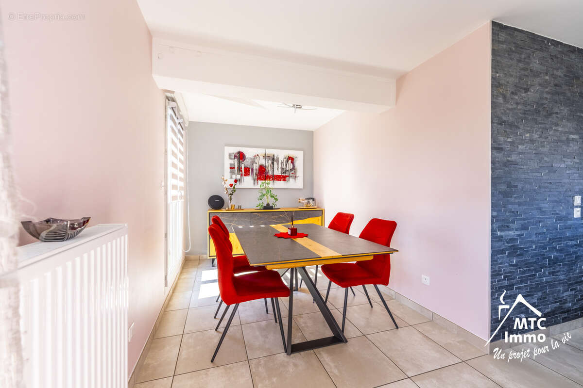 Appartement à LOYETTES