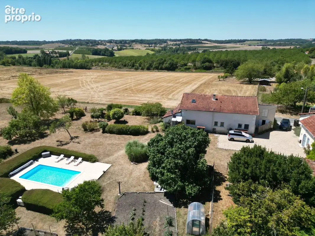 Maison à CHALAIS
