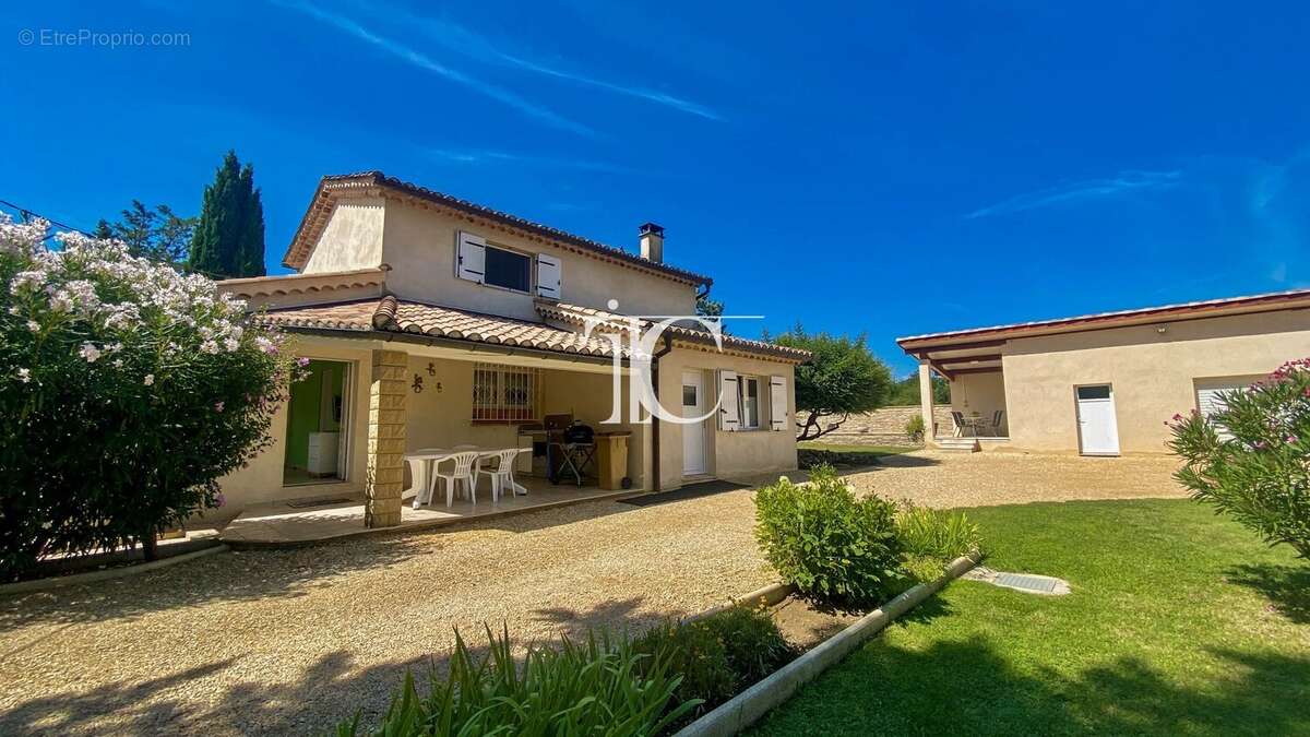 Maison à SAINT-AMBROIX