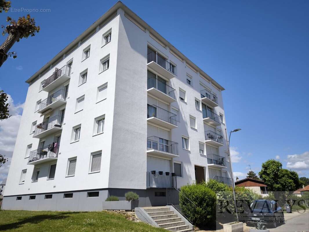 Appartement à CHEVIGNY-SAINT-SAUVEUR
