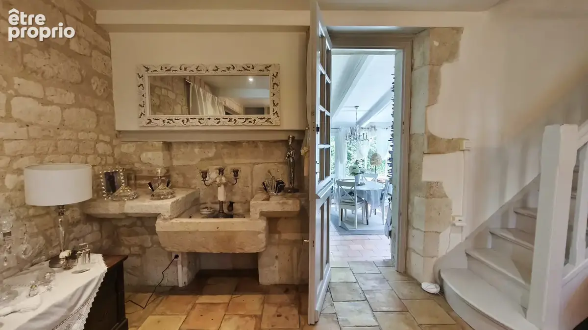 Magnifique maison en pierre avec gîte attenant et 6 575 m2 de terrain arboré - photo 24