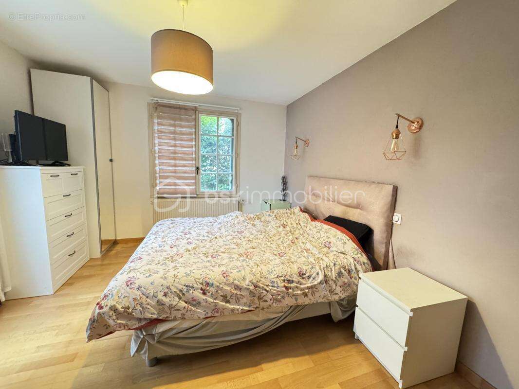 Maison à SAINT-JEAN-DE-BRAYE