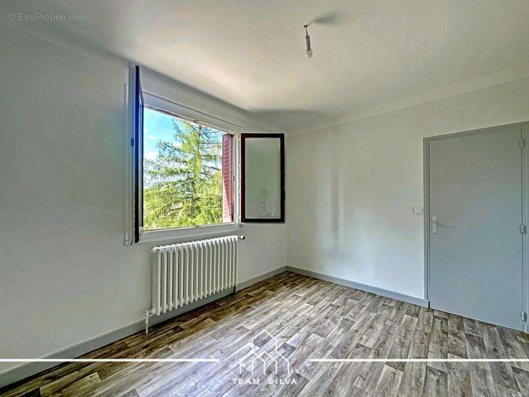 Maison 120 m² à Solaize  - photo 11