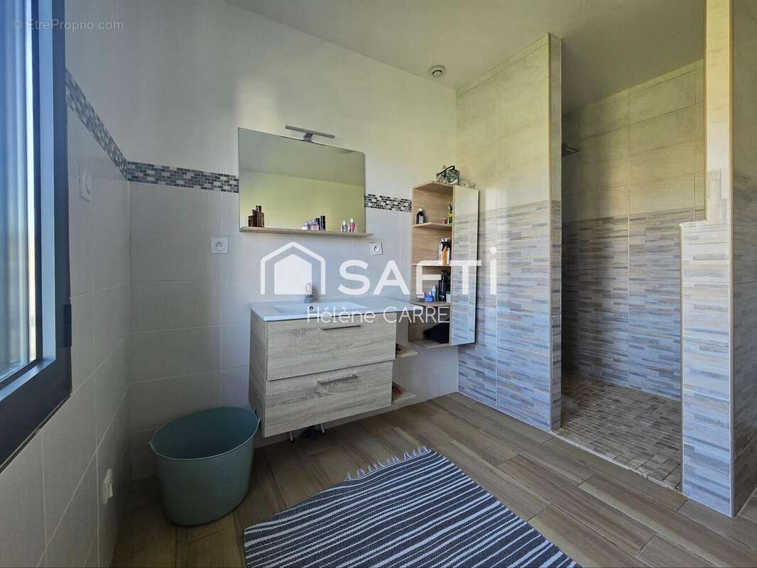 Photo 9 - Maison à VIERZON