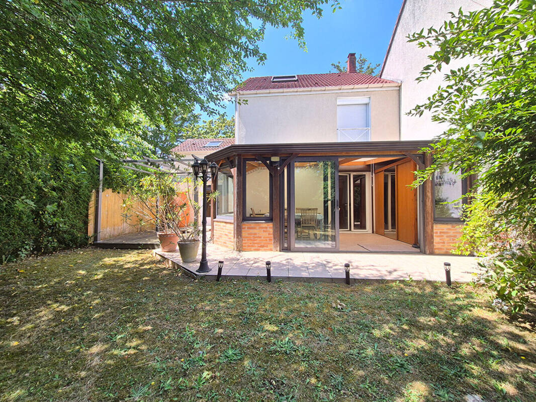 Maison à MONTIGNY-LE-BRETONNEUX