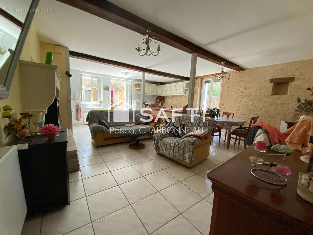 Photo 3 - Maison à FONTENAY-LE-COMTE