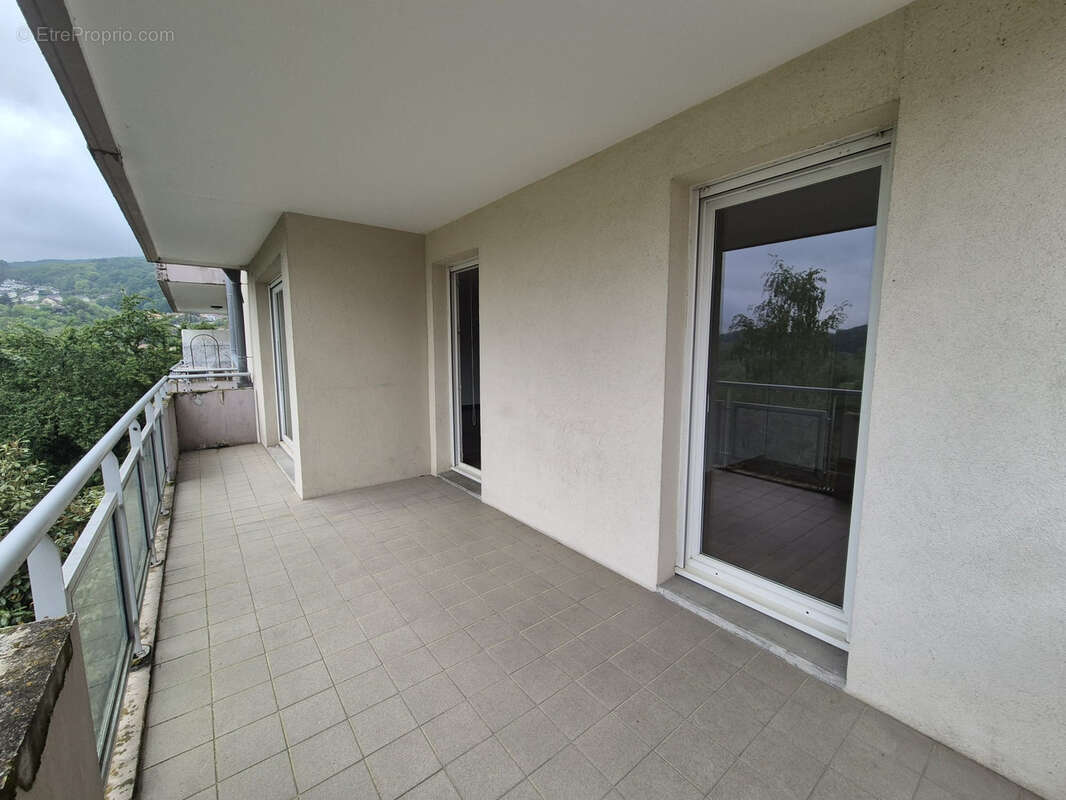 Appartement à VETRAZ-MONTHOUX
