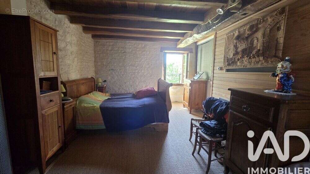 Photo 6 - Maison à SAINT-SATURNIN